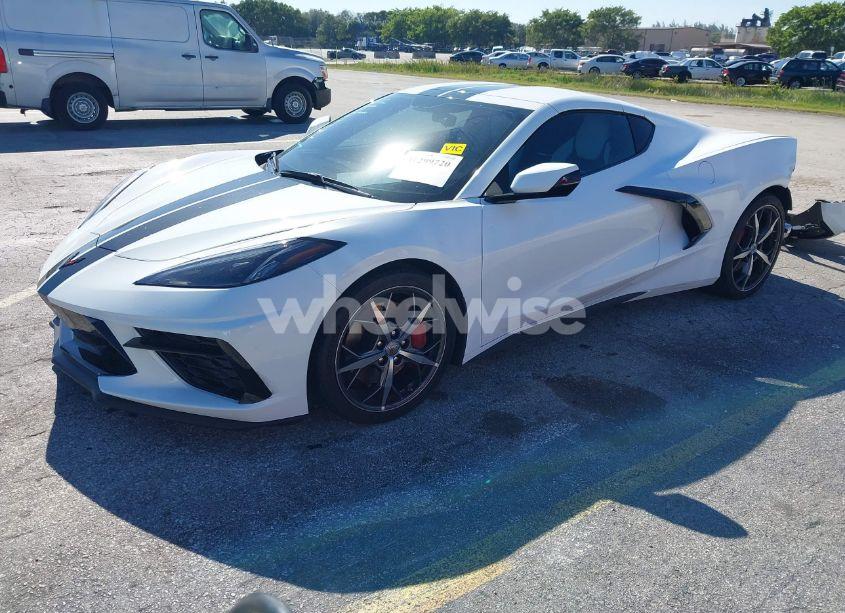 Photo 2 of 2020 Chevrolet Corvette STINGRAY RWD 3LT (VIN 1G1Y82D4XL5105391)