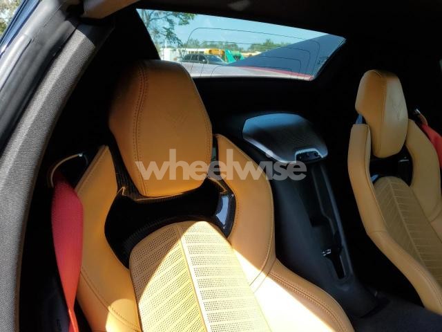 Photo 5 of 2021 CHEVROLET CORVETTE STINGRAY 2LT (VIN 1G1YA2D48M5113060)