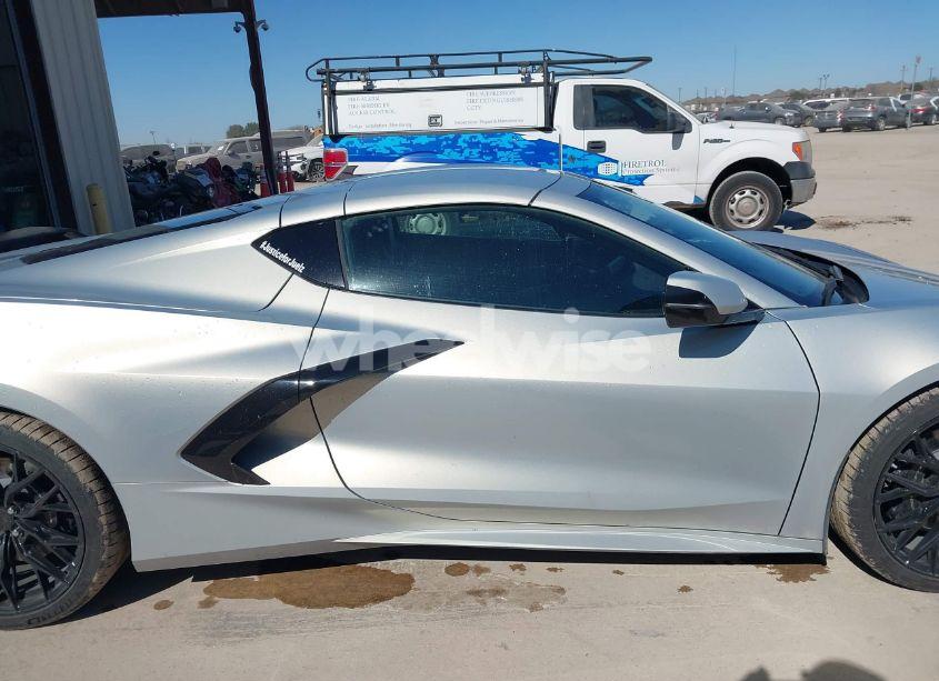 Photo 14 of 2021 Chevrolet Corvette STINGRAY RWD 1LT (VIN 1G1YA2D49M5109468)