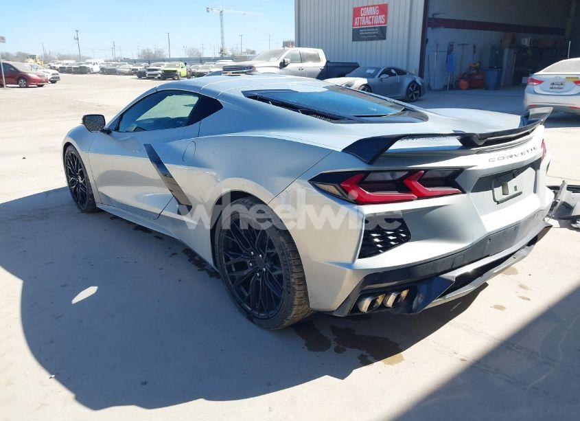 Photo 3 of 2021 Chevrolet Corvette STINGRAY RWD 1LT (VIN 1G1YA2D49M5109468)