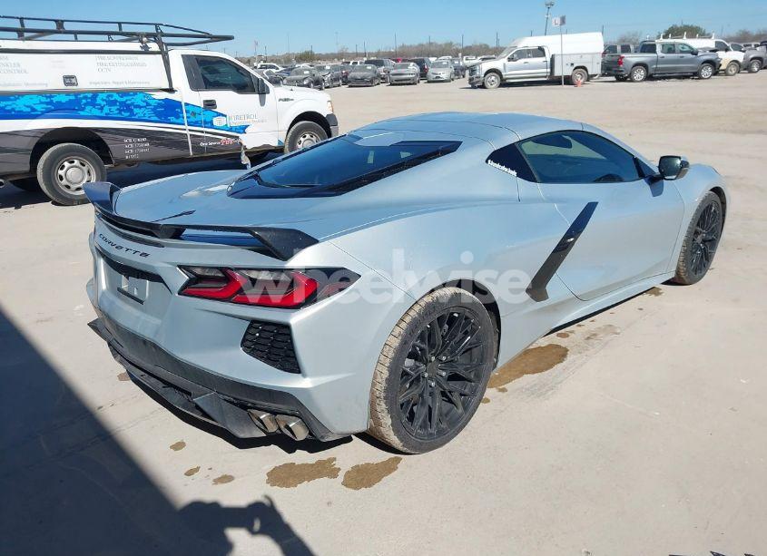 Photo 4 of 2021 Chevrolet Corvette STINGRAY RWD 1LT (VIN 1G1YA2D49M5109468)