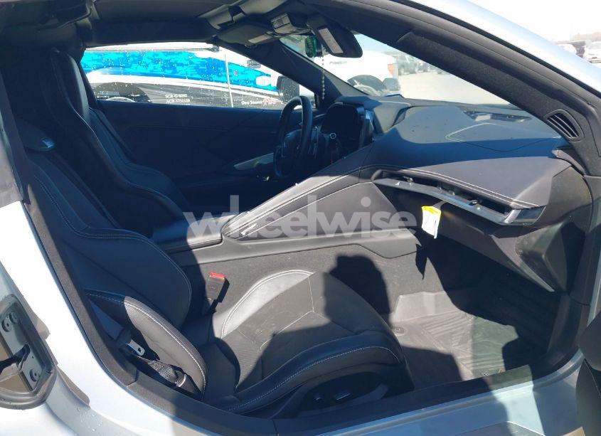 Photo 5 of 2021 Chevrolet Corvette STINGRAY RWD 1LT (VIN 1G1YA2D49M5109468)