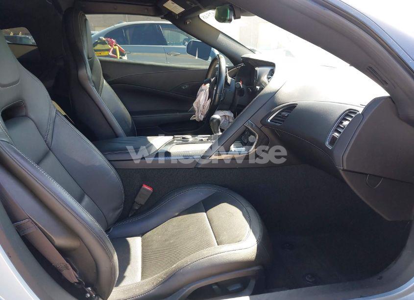 Photo 5 of 2017 Chevrolet Corvette STINGRAY (VIN 1G1YA2D71H5103681)