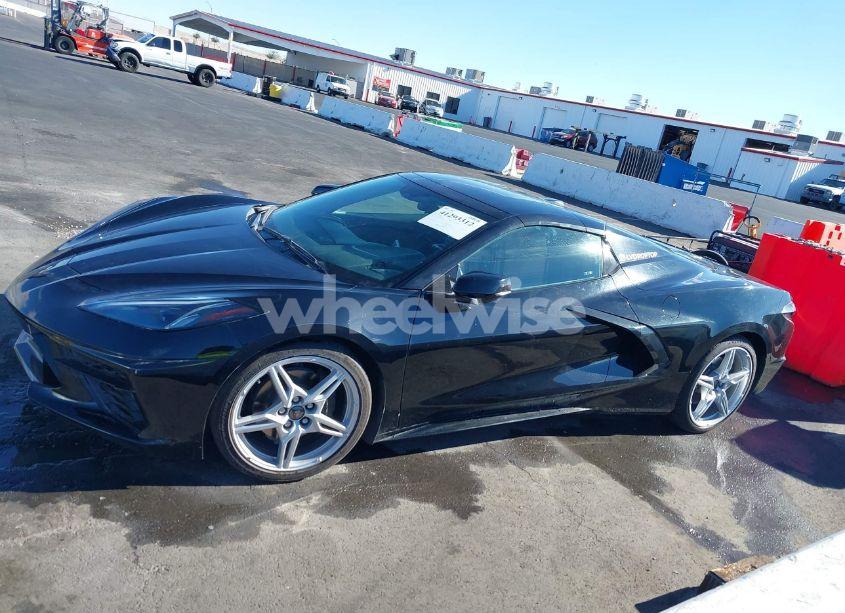 Photo 14 of 2021 Chevrolet Corvette STINGRAY RWD 1LT (VIN 1G1YA3D42M5115781)