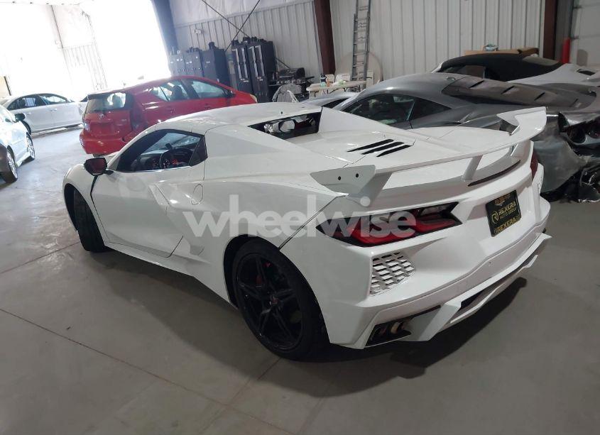 Photo 3 of 2021 Chevrolet Corvette STINGRAY RWD 1LT (VIN 1G1YA3D48M5123660)