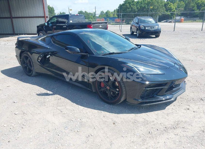 2021 Chevrolet Corvette STINGRAY RWD 2LT (VIN 1G1YB2D41M5101894) main photo