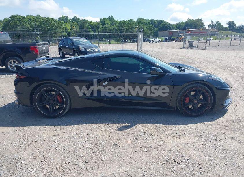 Photo 13 of 2021 Chevrolet Corvette STINGRAY RWD 2LT (VIN 1G1YB2D41M5101894)