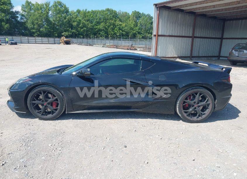 Photo 14 of 2021 Chevrolet Corvette STINGRAY RWD 2LT (VIN 1G1YB2D41M5101894)