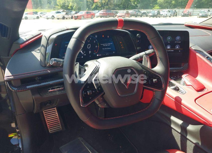 Photo 18 of 2021 Chevrolet Corvette STINGRAY RWD 2LT (VIN 1G1YB2D41M5101894)