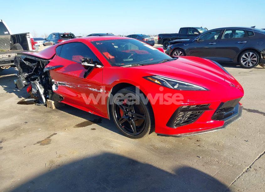 2021 Chevrolet Corvette STINGRAY RWD 2LT (VIN 1G1YB2D42M5115027) main photo