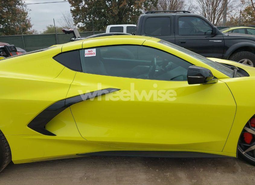 Photo 13 of 2022 Chevrolet Corvette STINGRAY RWD 2LT (VIN 1G1YB2D42N5116714)