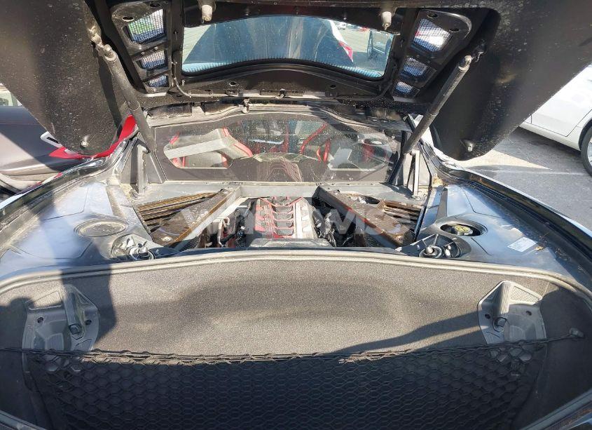 Photo 10 of 2021 Chevrolet Corvette STINGRAY RWD 2LT (VIN 1G1YB2D46M5125799)