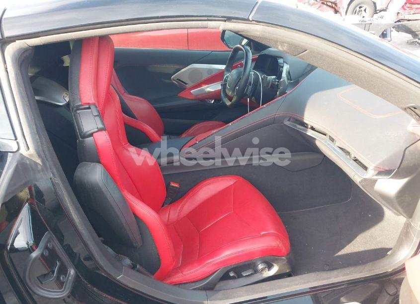 Photo 5 of 2021 Chevrolet Corvette STINGRAY RWD 2LT (VIN 1G1YB2D46M5125799)