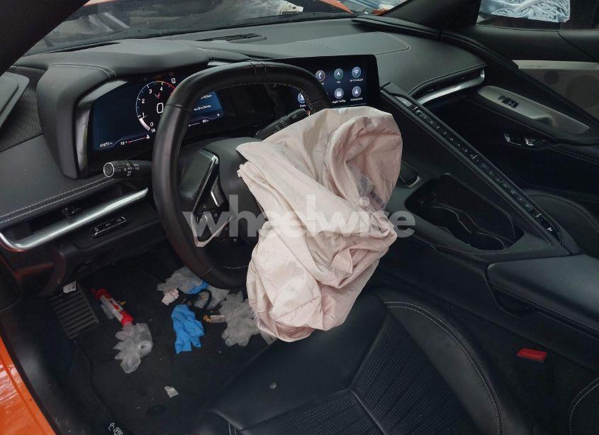 Photo 5 of 2022 Chevrolet Corvette STINGRAY RWD 2LT (VIN 1G1YB2D4XN5111891)