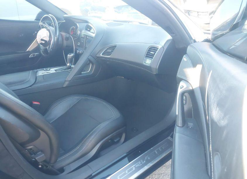 Photo 5 of 2019 Chevrolet Corvette STINGRAY (VIN 1G1YB2D70K5121903)