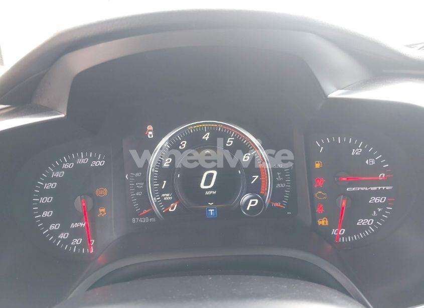 Photo 7 of 2015 Chevrolet Corvette STINGRAY (VIN 1G1YB2D73F5107130)