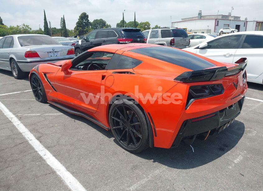 Photo 3 of 2019 Chevrolet Corvette STINGRAY (VIN 1G1YB2D74K5102125)