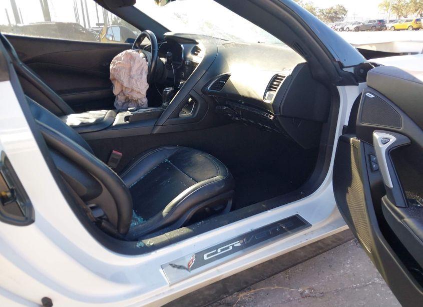 Photo 5 of 2015 Chevrolet Corvette STINGRAY (VIN 1G1YB2D79F5112462)