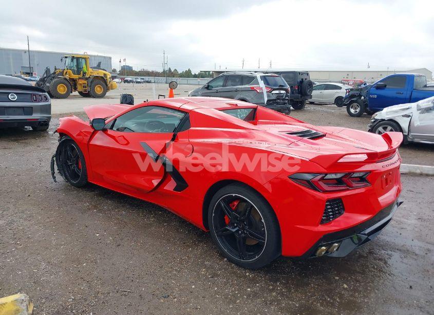 Photo 3 of 2021 Chevrolet Corvette STINGRAY RWD 2LT (VIN 1G1YB3D40M5103285)
