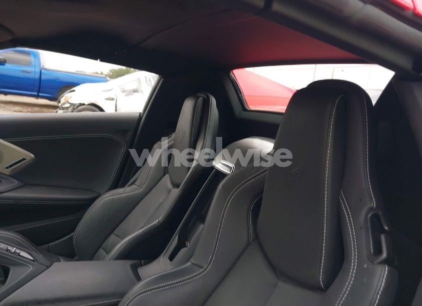 Photo 8 of 2021 Chevrolet Corvette STINGRAY RWD 2LT (VIN 1G1YB3D40M5103285)