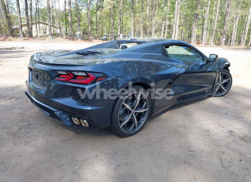 Photo 4 of 2021 Chevrolet Corvette STINGRAY RWD 2LT (VIN 1G1YB3D46M5111665)