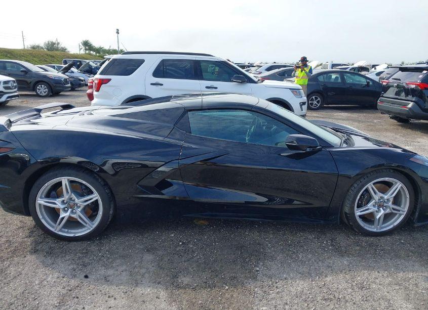 Photo 13 of 2024 Chevrolet Corvette STINGRAY RWD 2LT (VIN 1G1YB3D46R5126268)