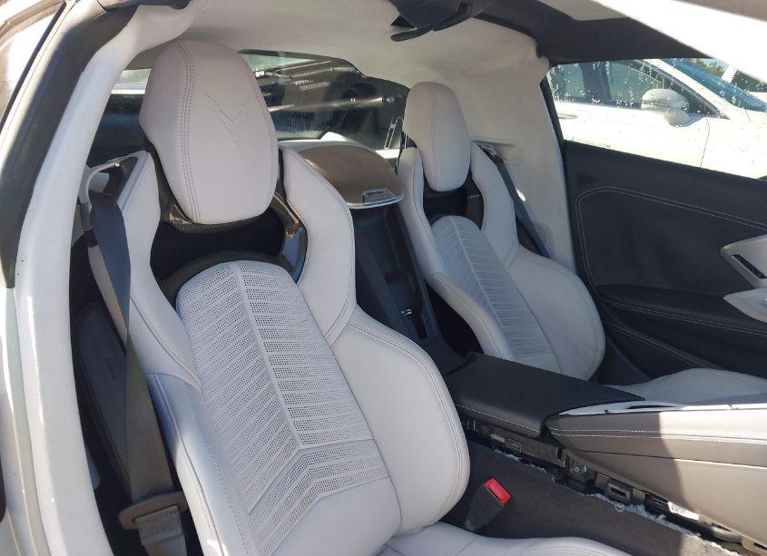 Photo 8 of 2021 Chevrolet Corvette STINGRAY RWD 3LT (VIN 1G1YC2D42M5124789)