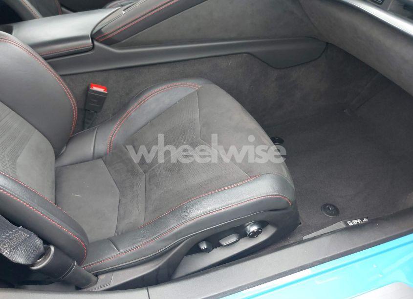 Photo 8 of 2022 Chevrolet Corvette STINGRAY RWD 3LT (VIN 1G1YC2D44N5117389)