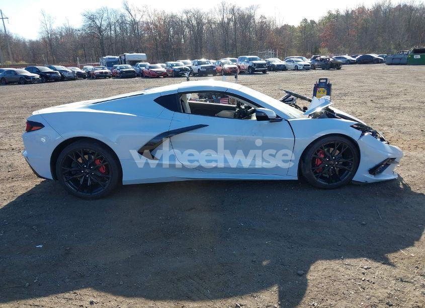 Photo 13 of 2024 Chevrolet Corvette STINGRAY RWD 3LT (VIN 1G1YC2D4XR5107665)