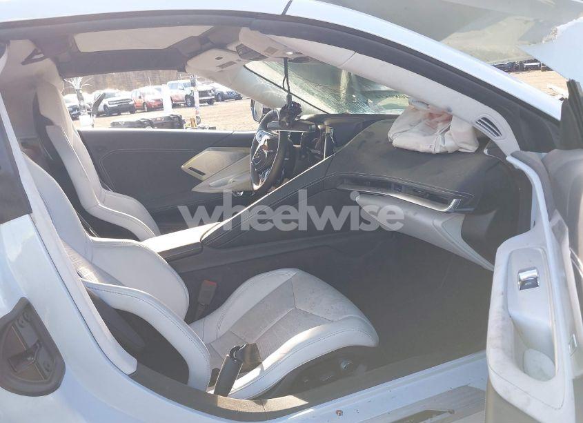 Photo 8 of 2024 Chevrolet Corvette STINGRAY RWD 3LT (VIN 1G1YC2D4XR5107665)