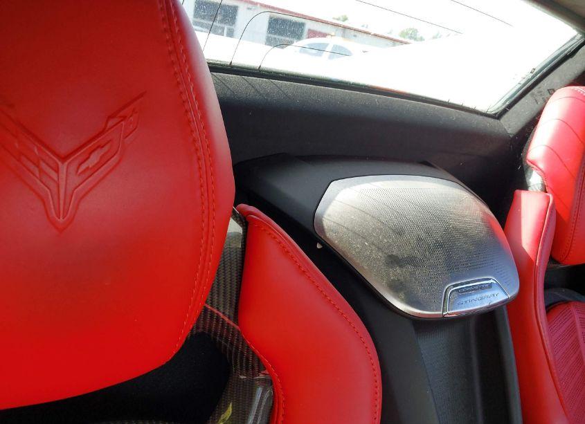 Photo 8 of 2022 Chevrolet Corvette STINGRAY RWD 3LT (VIN 1G1YC3D43N5116577)
