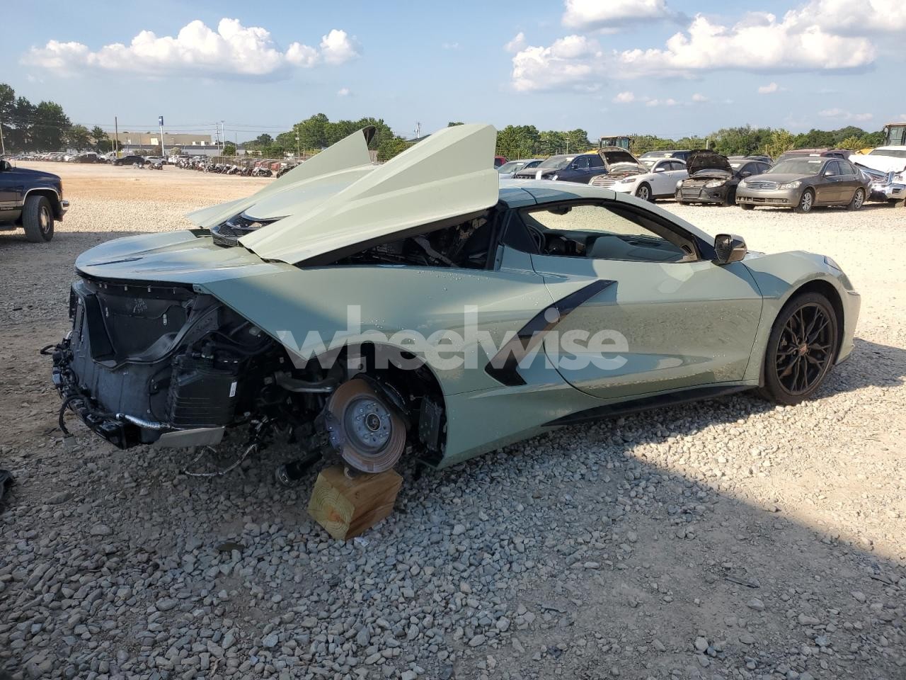 Photo 3 of 2024 CHEVROLET CORVETTE STINGRAY 3LT (VIN 1G1YC3D44R5118778)