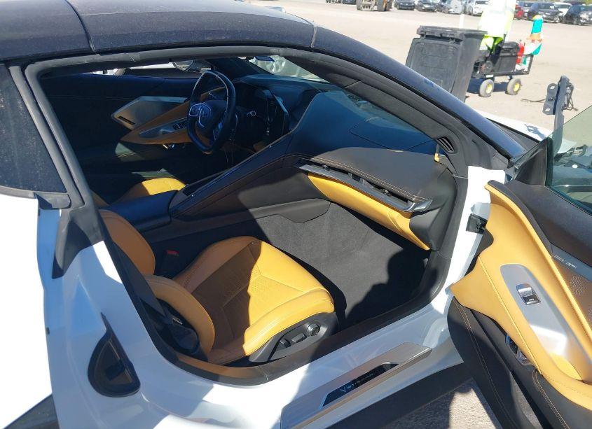 Photo 5 of 2021 Chevrolet Corvette STINGRAY RWD 3LT (VIN 1G1YC3D47M5106813)