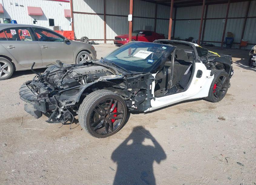 Photo 2 of 2016 Chevrolet Corvette STINGRAY (VIN 1G1YD2D71G5116789)