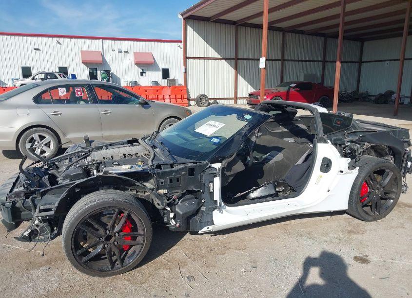 Photo 6 of 2016 Chevrolet Corvette STINGRAY (VIN 1G1YD2D71G5116789)