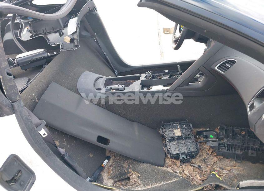 Photo 5 of 2016 Chevrolet Corvette STINGRAY (VIN 1G1YD2D77G5122399)