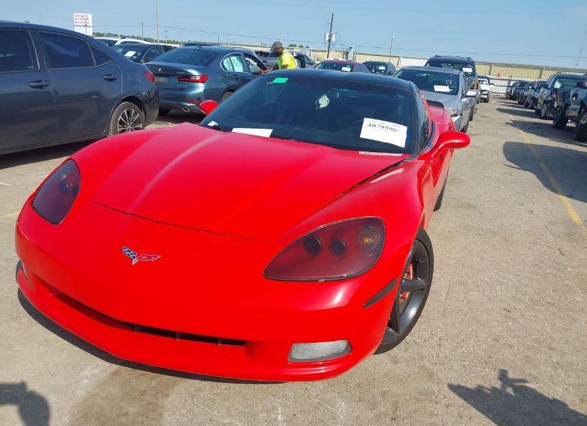 Photo 2 of 2011 Chevrolet Corvette (VIN 1G1YE2DW4B5106321)