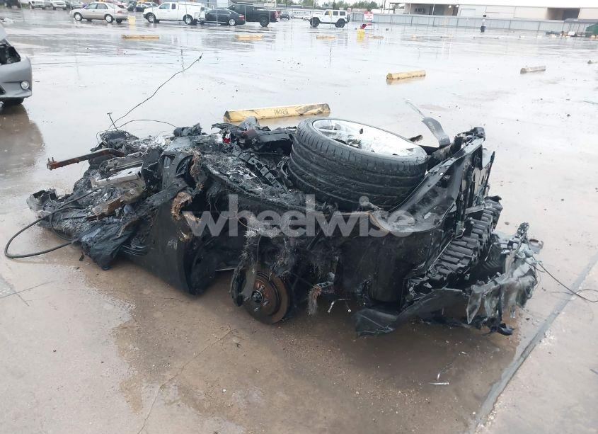 Photo 3 of 2015 Chevrolet Corvette STINGRAY (VIN 1G1YF2D70F5107896)