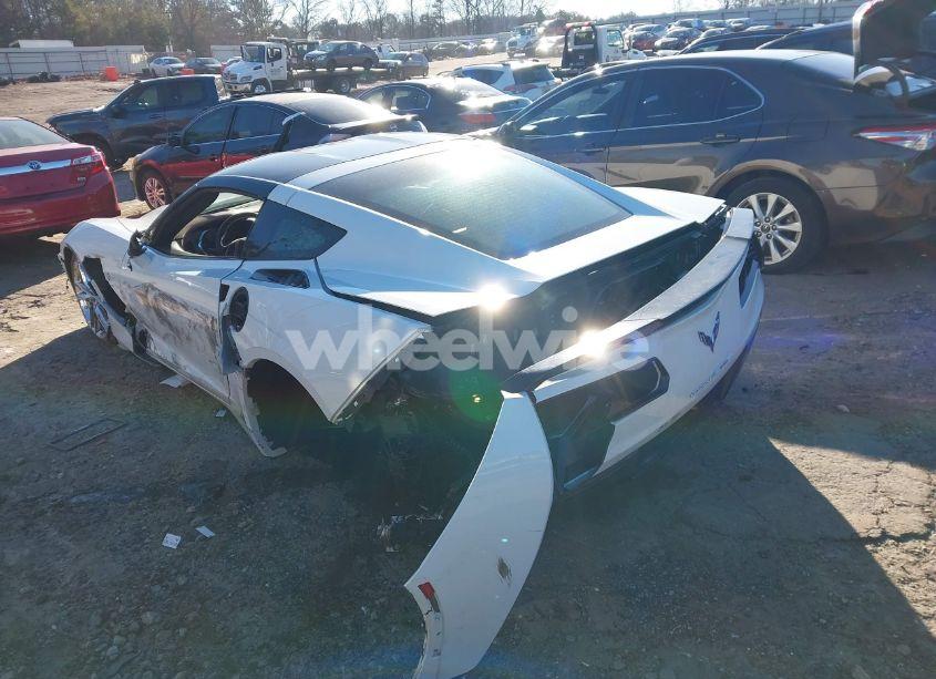 Photo 3 of 2018 Chevrolet Corvette STINGRAY (VIN 1G1YF2D77J5104700)