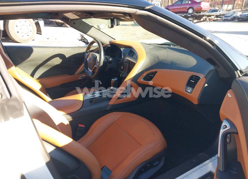 Photo 5 of 2018 Chevrolet Corvette STINGRAY (VIN 1G1YF2D77J5104700)