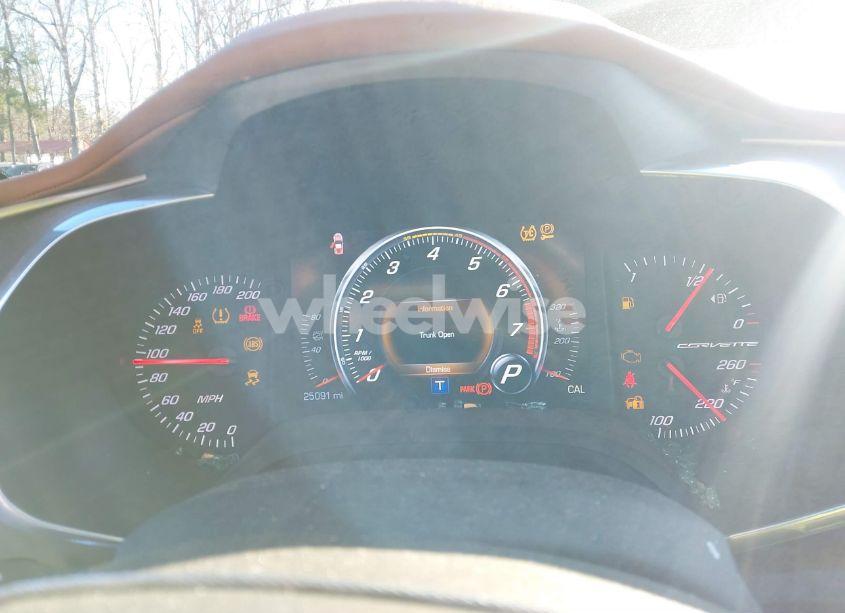 Photo 7 of 2018 Chevrolet Corvette STINGRAY (VIN 1G1YF2D77J5104700)