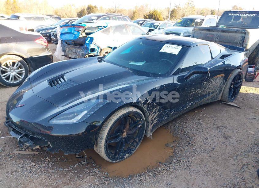 Photo 2 of 2017 Chevrolet Corvette (VIN 1G1YG2D70H5106523)