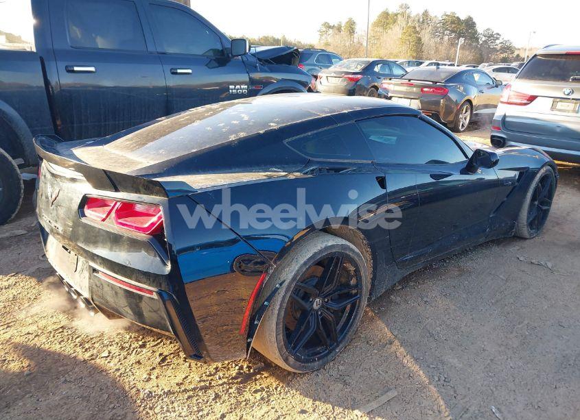 Photo 4 of 2017 Chevrolet Corvette (VIN 1G1YG2D70H5106523)