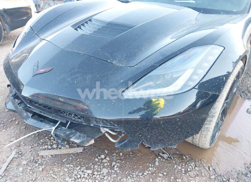 Photo 6 of 2017 Chevrolet Corvette (VIN 1G1YG2D70H5106523)