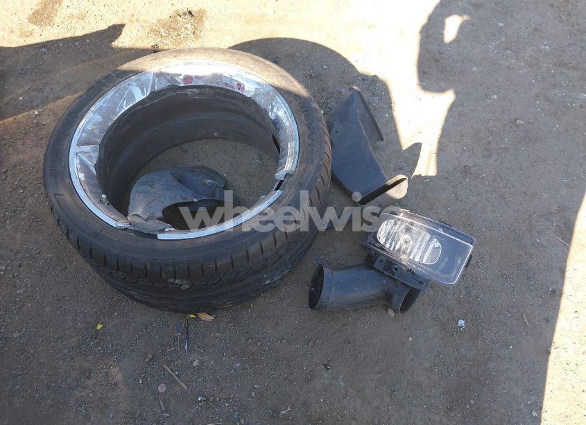 Photo 12 of 2013 Chevrolet Corvette (VIN 1G1YG2DW2D5107870)