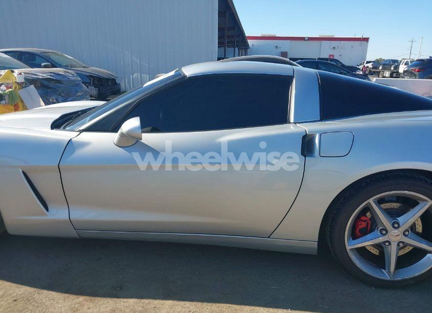 Photo 15 of 2013 Chevrolet Corvette (VIN 1G1YG2DW2D5107870)