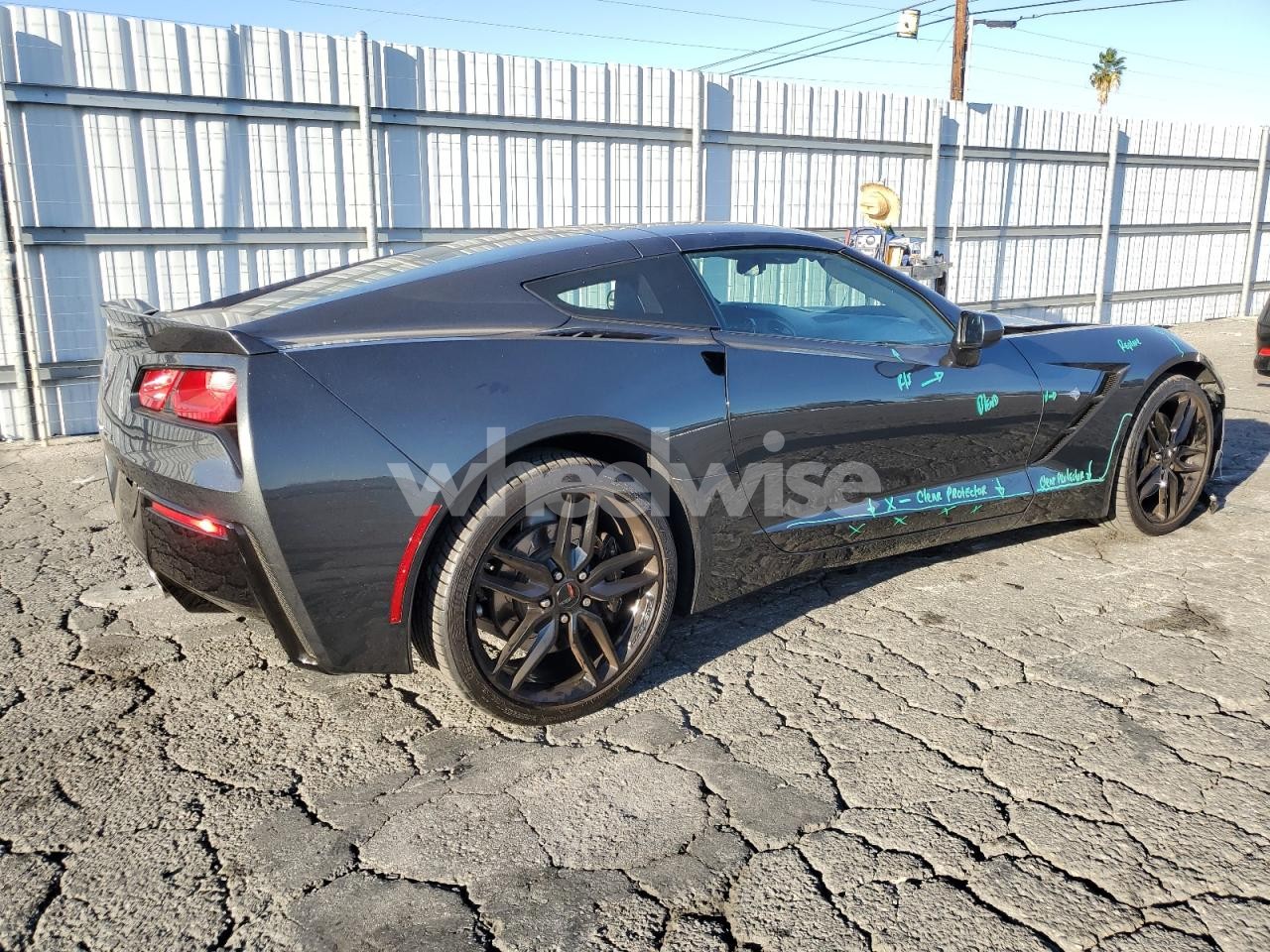 Photo 3 of 2019 CHEVROLET CORVETTE STINGRAY Z51 3LT (VIN 1G1YM2D71K5104201)