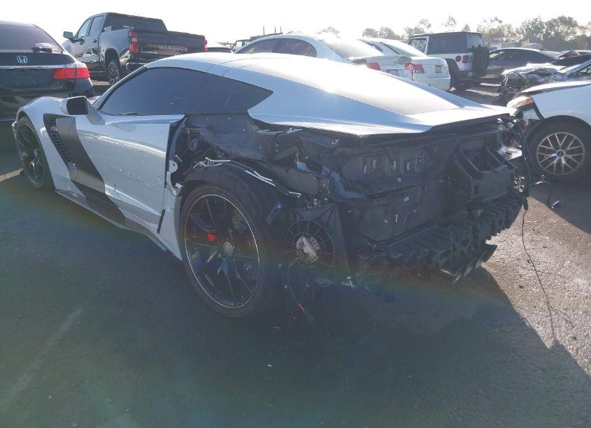 Photo 3 of 2018 Chevrolet Corvette Z06 (VIN 1G1YP2D69J5601204)