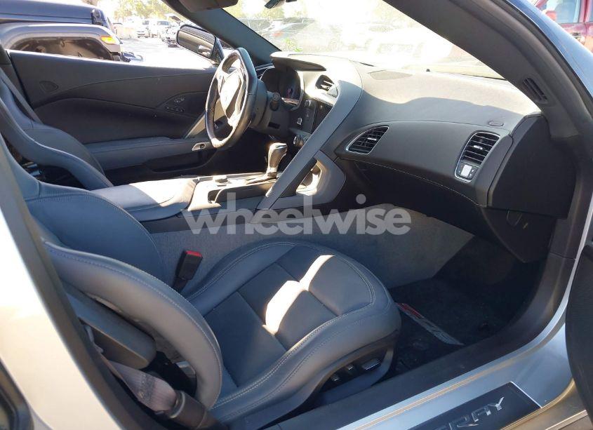 Photo 5 of 2016 Chevrolet Corvette Z06 (VIN 1G1YS2D63G5601917)