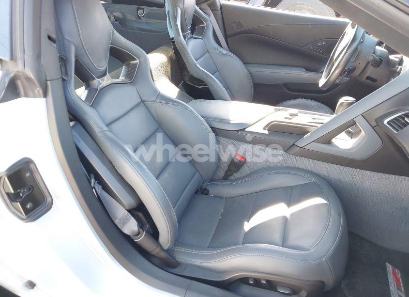 Photo 8 of 2016 Chevrolet Corvette Z06 (VIN 1G1YS2D63G5601917)